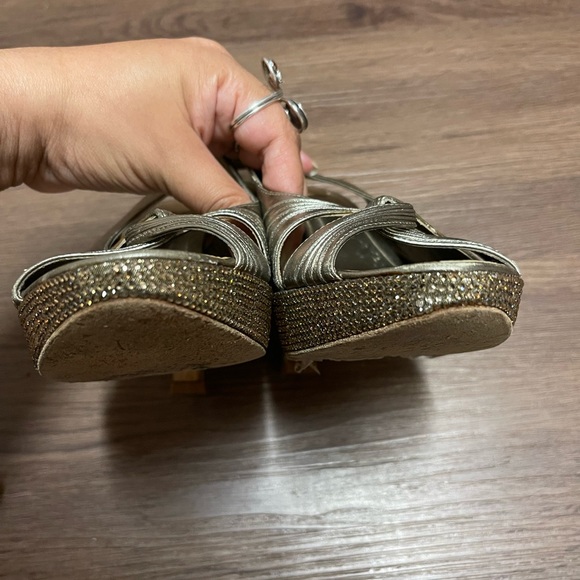 Rene Caovilla Slingback Platform Metallic Heels Sz 38.5 - Picture 6 of 6